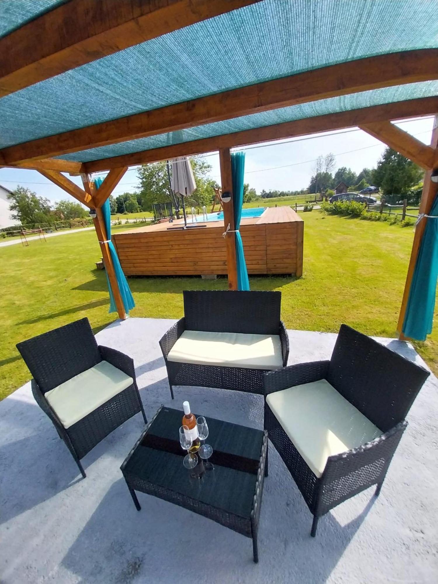 Kuca Za Odmor Jopi I Mare Villa Topusko Ngoại thất bức ảnh