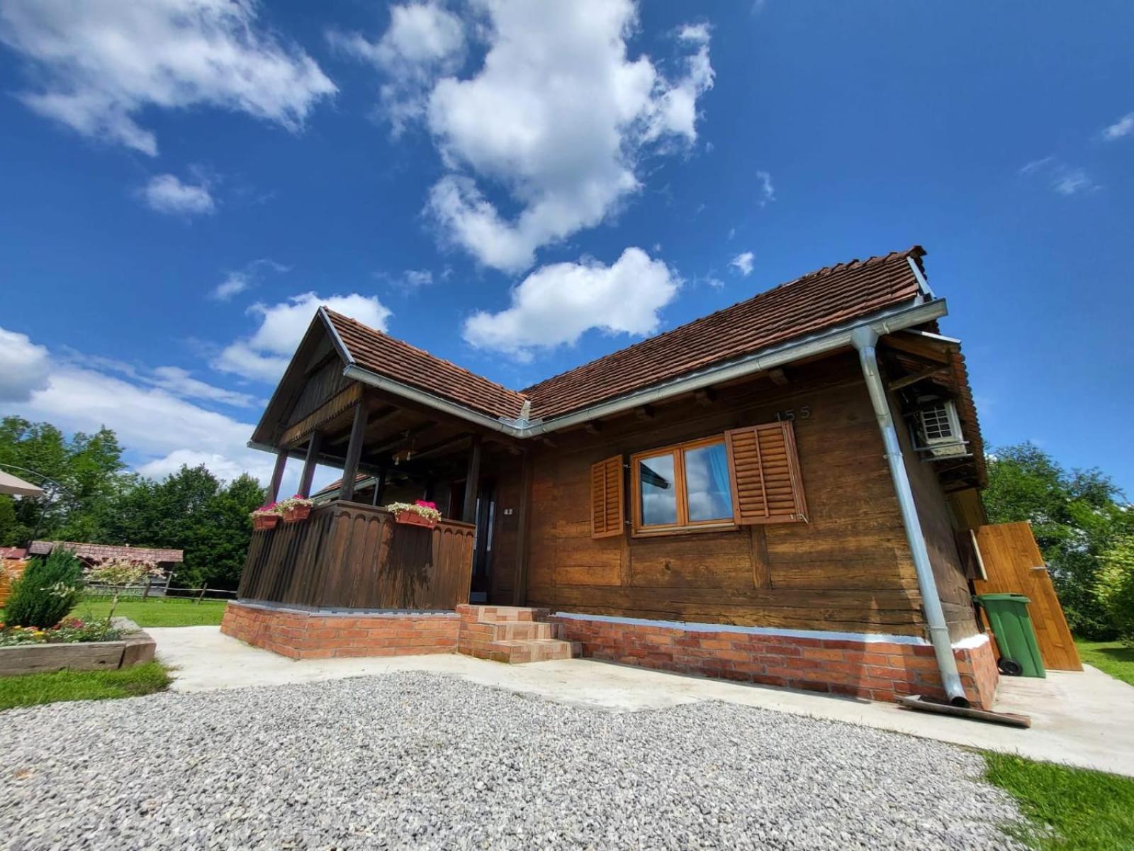 Kuca Za Odmor Jopi I Mare Villa Topusko Ngoại thất bức ảnh